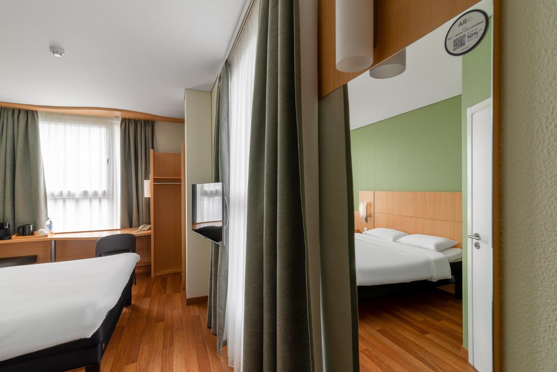 Ibis Kaunas Centre Luaran gambar